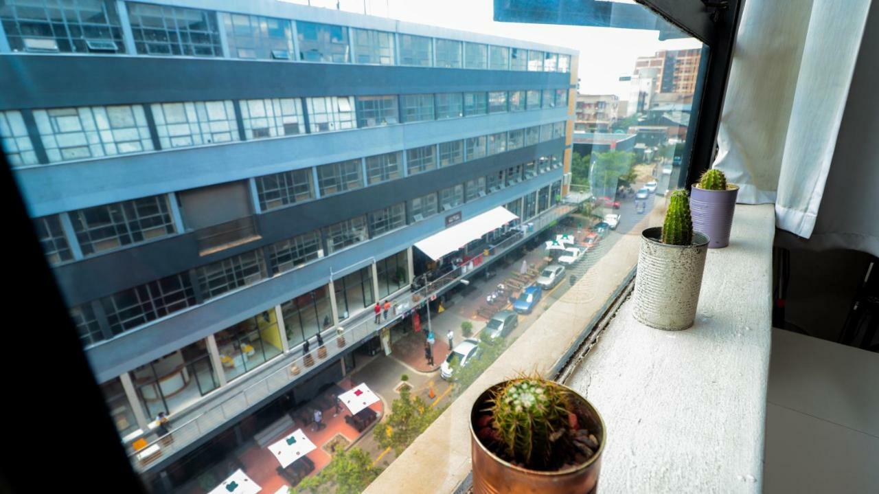 Maboneng Studio Loft Йоханнесбург Экстерьер фото